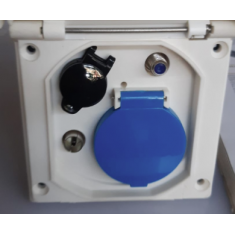 Presa esterna con coperchio tripla CEE - 12V - ANTENNA TV/SAT