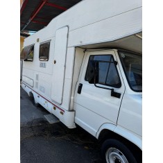 Camper mansardato usato Roller Team Granduca 62